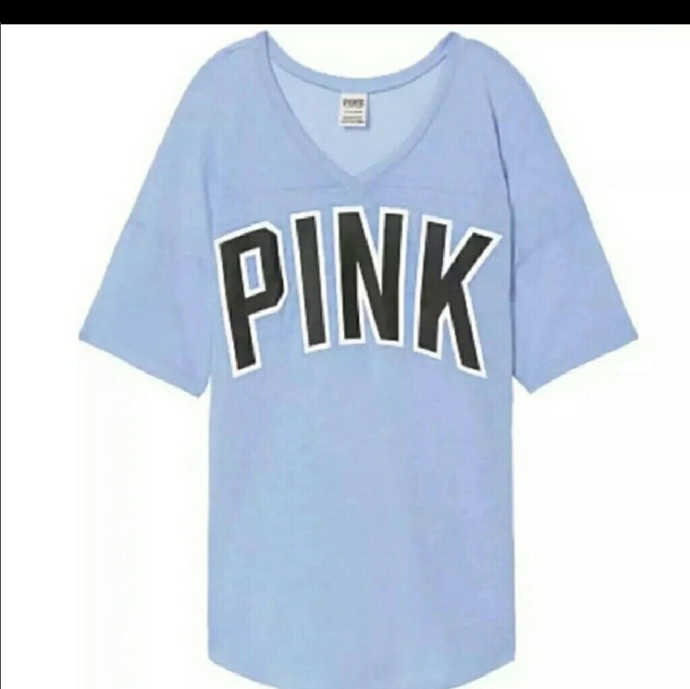 Vs t shirt, vintage, beautiful light lavender v ne